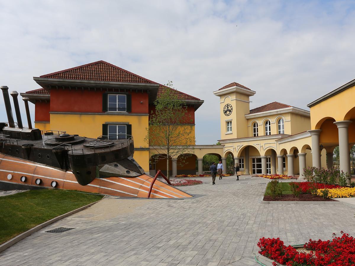 Hotel Gardaland Adventure 4*