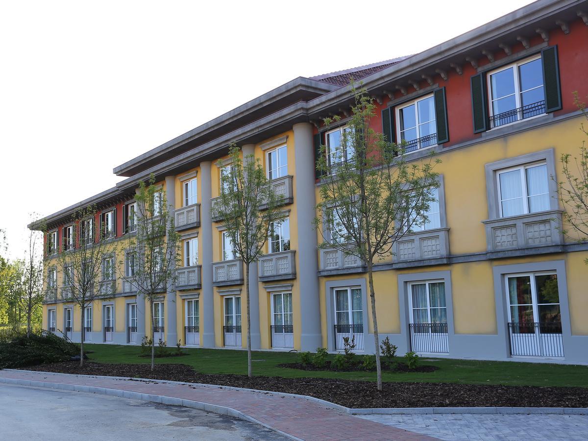 Hotel Gardaland Adventure 4*