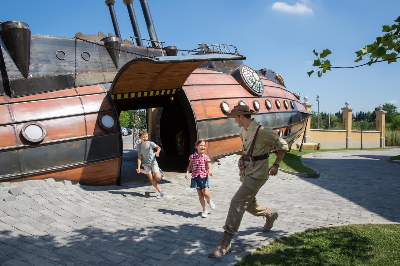 Gardaland Adventure Hotel 4*